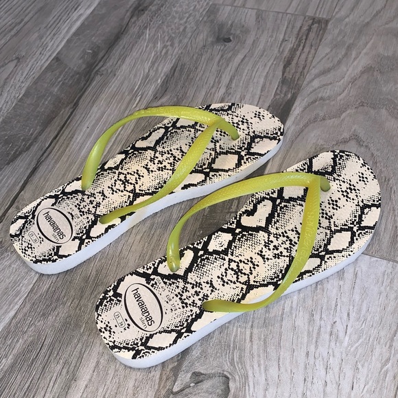 Havaianas Slim Flip Flops - Picture 4 of 5